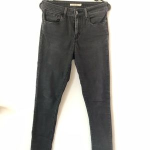 Levis Womens Black High Rise Skinny Jean (size 27)